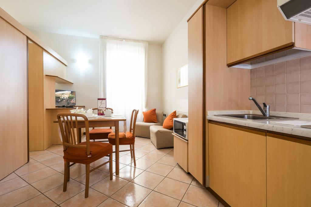 Residence XX Settembre Alba  Zimmer foto